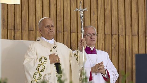 Le�n XIV y Ravelli, este domingo, durante la misa en la plaza de Cibeles