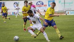 El partido entre el Boiro y el Dubra, en im�genes