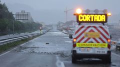 Temporal: la autova entre Pontevedra y Marn, cortada al estar inundada por las lluvias y la marea