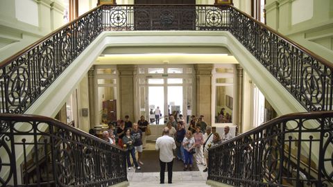Escalinata principal donde dio comienzo la visita con el director del centro Daniel Mejuto