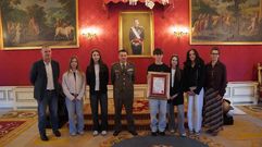 Recollida de diplomas por parte de alumnado de Baio, este xoves na Coru�a 