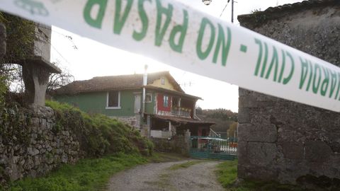 El incendio se produjo en una vivienda unifamiliar de la parroquia de A Gra�a, en Palas de Rei