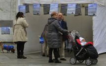 El pasado martes, pese al anuncio de Mar, sigui� la recogida de firmas contra la ley. 