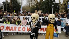 Manifestacin en Santiago en defensa del mar gallego