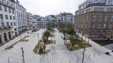 La Praza de Ferrol luce una nueva imagen conforme avanzan las obras