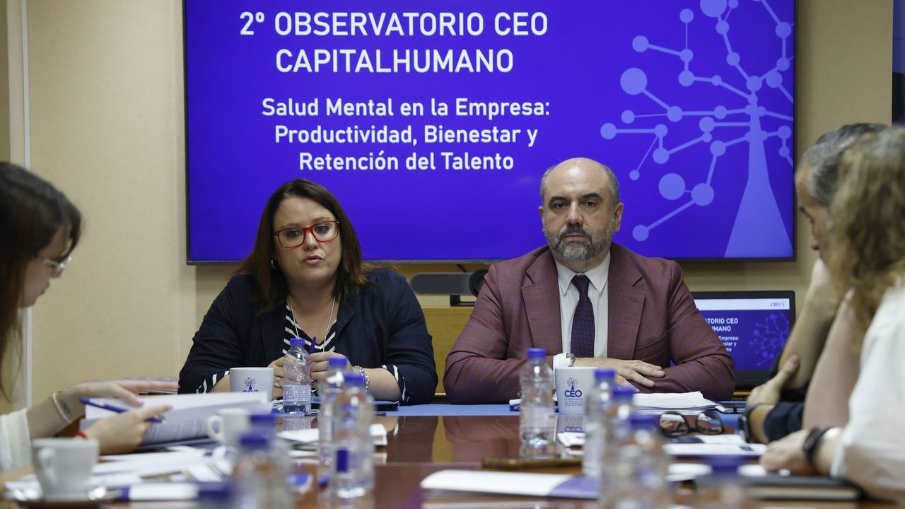 La CEO destaca la aportación de su Observatorio de Capital Humano al plan de bienestar laboral de la Xunta