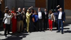Celebracin de los miembros de ERC en el exterior del Congreso