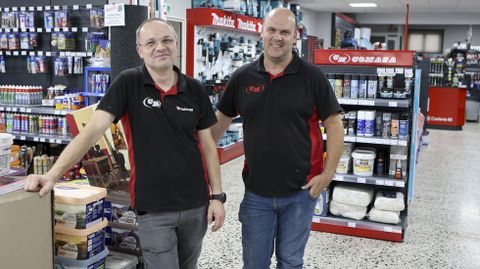 Los hermanos Permuy L�pez, Antonio -a la izquierda- y Jorge -a la derecha-, al frente de Comasa