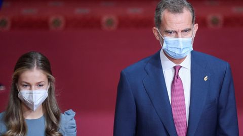 Leonor y Felipe de Borbn, durante las audiencias de esta maana en Oviedo