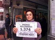 Dolores Acu�a valid� el boleto premiado