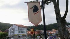Pendones de aspecto medieval engalanan la localidad desde hace semanas