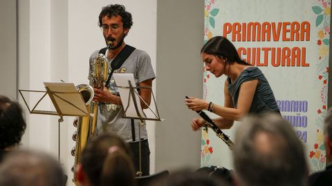 Presentación del poemario del argentino Diego Roel en Rianxo