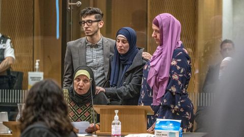 «No puedo perdonarte», dijo ante el tribunal Maysoon Salama, que perdió a su hijo y cuyo esposo fue herido