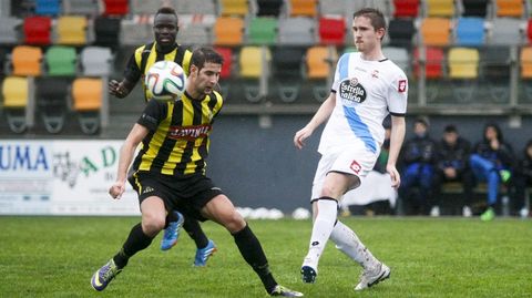 Las im�genes del partido Ribadumia contra Deportivo B