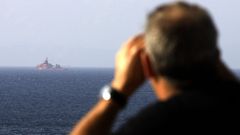 Imagen de archivo de las labores de b�squeda de los cinco marineros desaparecidos en el naufragio del pesquero �Nueva Pepita Aurora�.