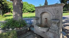 Fuente de la iglesia de San Cristovo