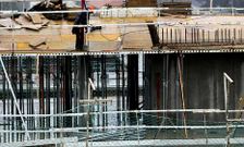 La inspecci�n de construcciones se fijar� especialmente en las concluidas hace cuatro a�os.