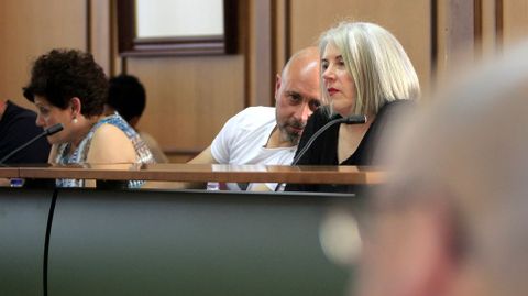 La concejala saliente, Margarita L�pez (derecha), en una foto de archivo de un pleno