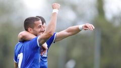 Gol Ernesto Vetusta Real Sociedad B Requexon.Ernesto celebra uno de sus goles ante la Real Sociedad B