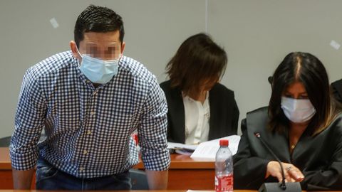 El presunto asesino de Marta Calvo y de dos j�venes m�s, en la Audiencia de Valencia