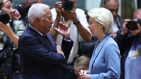 Ant&oacute;nio Costa y Ursula Von der Leyen.