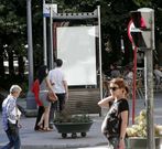 Los soportes publicitarios est�n actualmente en precario. 