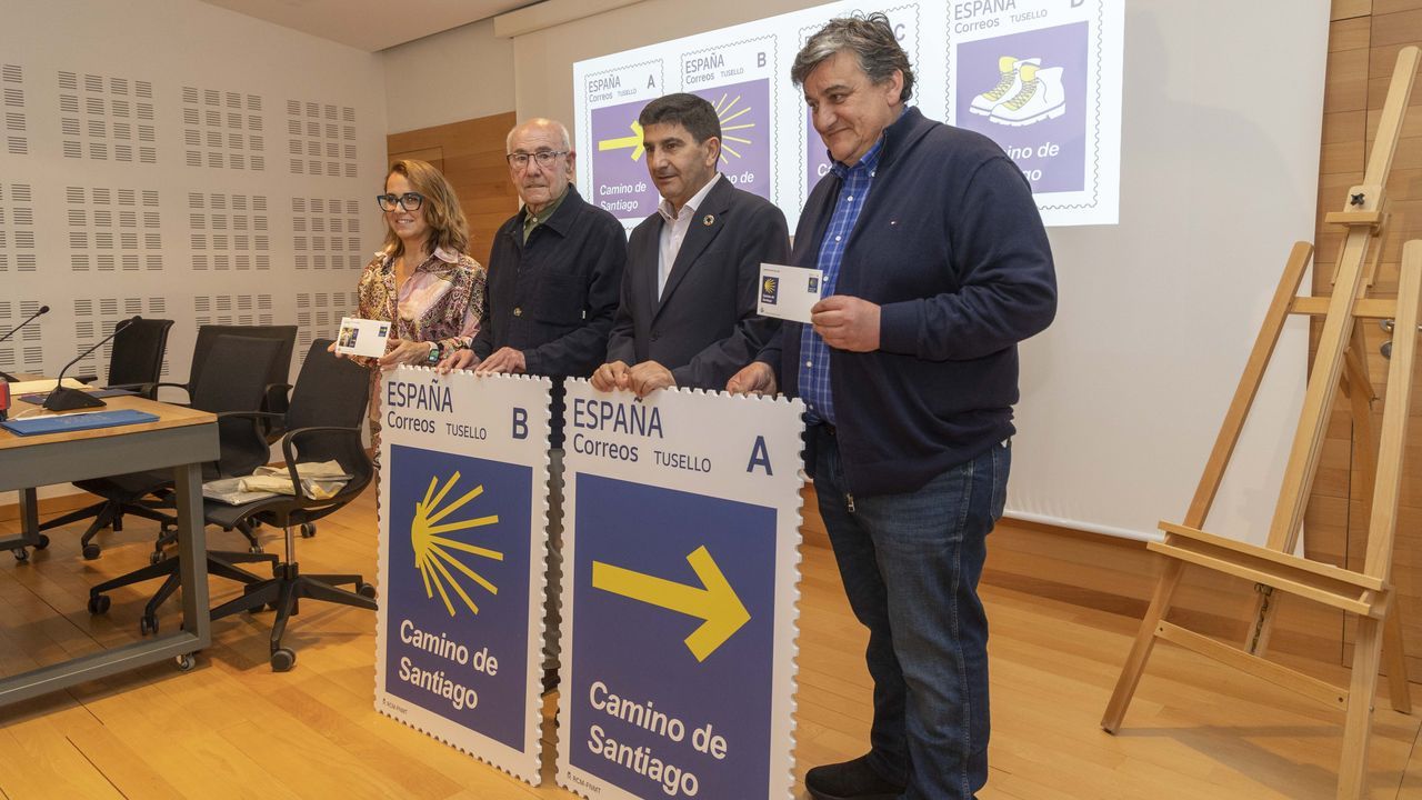 Correos lanza cuatro diseños de sellos con símbolos del Camino y de Santiago