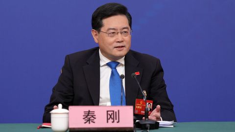 El nuevo ministro de Exteriores de China, Qin Gang, hoy en la nica rueda de prensa que concede en todo el ao y en la que las preguntas, enviadas semanas antes, fueron filtradas.