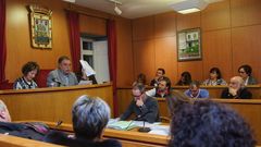 Imagen de archivo de un pleno municipal en Oleiros