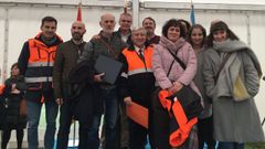 Jornada de convivencia de agrupaciones de Protecc��n Civil en Allariz.Los voluntarios veteranos recibieron homenajes. Santiago Villanueva, director xeral de Emerxencias, agradeci� el trabajo de todos y, en particular, de Juan M�guez, que estuvo arropado por su familia.
