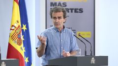 Fernando Sim�n, en una de sus ruedas de prensa diarias