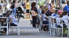 Lores afirma que la mayor�a de las terrazas cumplen con a normativa, pero alert� de �certos desaxustes�, para cuya correcci�n pide la implicaci�n del sector