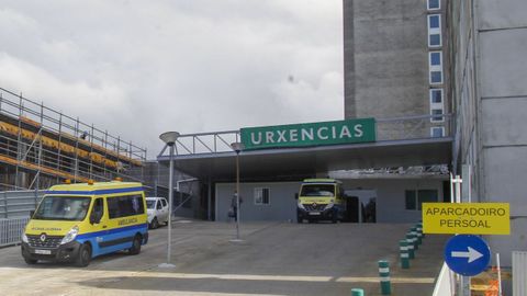 Los heridos fueron trasladados en ambulancia al centro hospitalario.