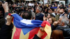 Independentistas increpan a Arrimadas en un acto en Vic