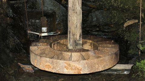 O rodicio do mu��o, que foi recuperado en bon estado de entre as ru�nas