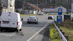 El mal estado de la N-550 es evidente en muchos tramos del recorrido.