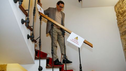 Arias explica su dimisi�n: �Adic�bamos moito esforzo a apagar lumes que non ti�an raz�n de ser�