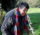 El agua de Hermosinda a�n huele a combustible.