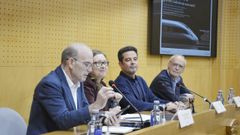 Jos ngel Vzquez Barquero, Carmen Sampayo, Julio Iglesias y Carlos de la Pea durante el debate