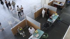Vacunaci�n contra el covid de j�venes de 29 a 20 a�os en el recinto ferial de Pontevedra