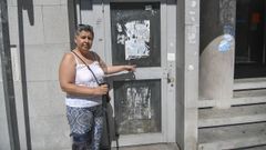 Nuria Neira, delegada de Auxilia, denuncia el estado del montacargas