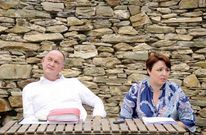 Mart�nez-Sierra y Emma �lvarez en la rueda de prensa ofrecida sobre el Pazo de Tovar. 