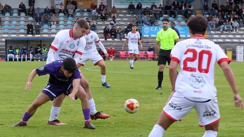 Partido de Tercera Federación entre el Noia y el Atlético Coruña Montañeros
