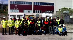 Bomberos y GES, junto a t�cnicos de Gas Natural-Fenosa, en su visita a la subestaci�n de O Barco