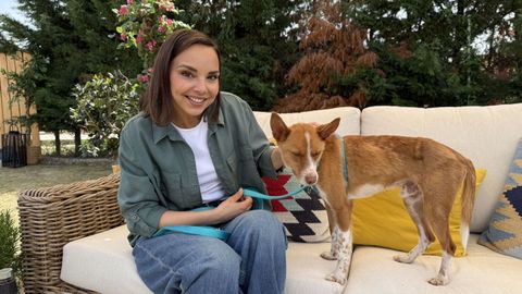 Chenoa presenta �Dog House�