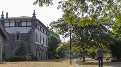 Imagen de la espectacular estaci�n de A Pontraga, que es ahora propiedad del Concello de Ordes