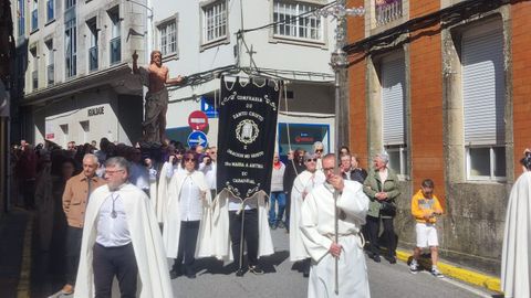Procesi�n del Resucitado en la parroquia de O Carami�al de A Pobra