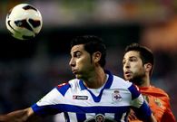 Riki particip� en los cuatro goles del D�por y provoc� la expulsi�n de Mascherano en el inicio de la segunda parte.