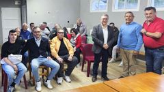Manuel Alejandro Dom�nguez, centro derecha, presidir� la nueva junta gestora local del Partido Popular en Ramir�s.