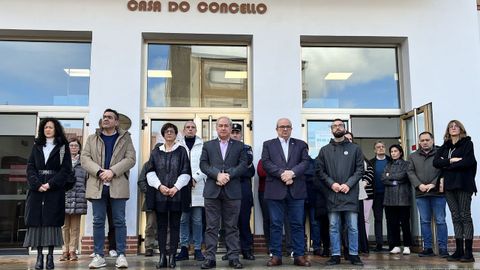 Representantes polticos y trabajadores municipales se sumaron a la convocatoria